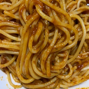 タバスコでピリ辛のトマトパスタ